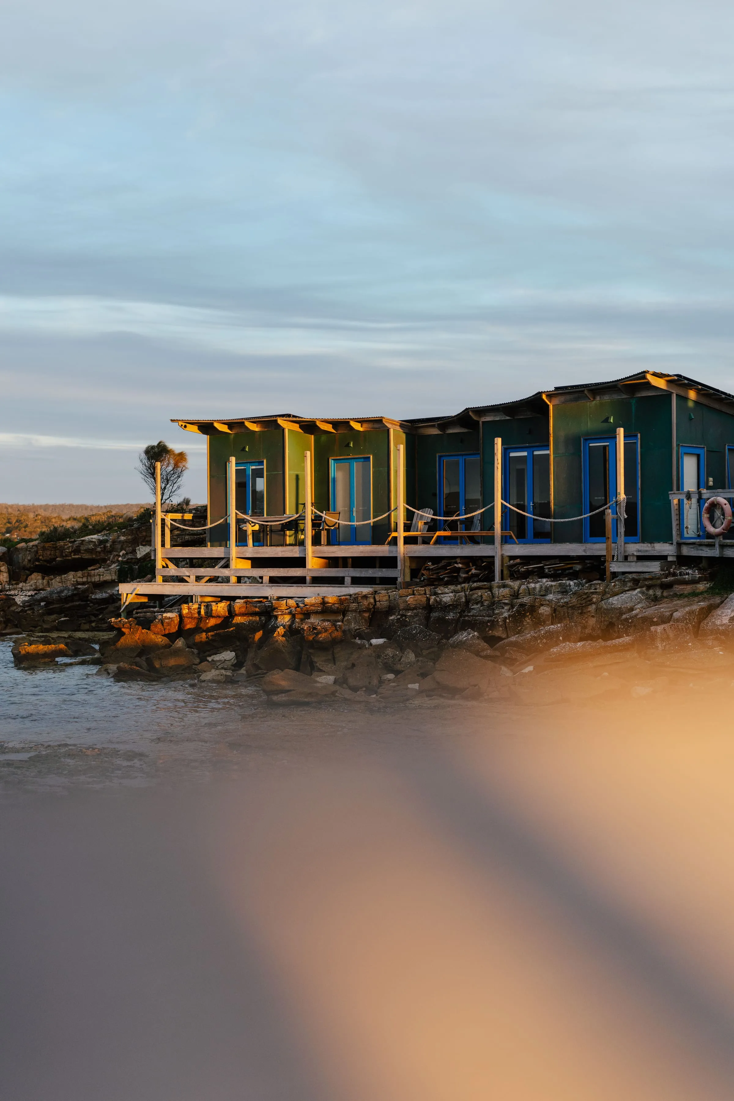 Picnic Island — an off-grid retreat at Coles Bay, Tasmania