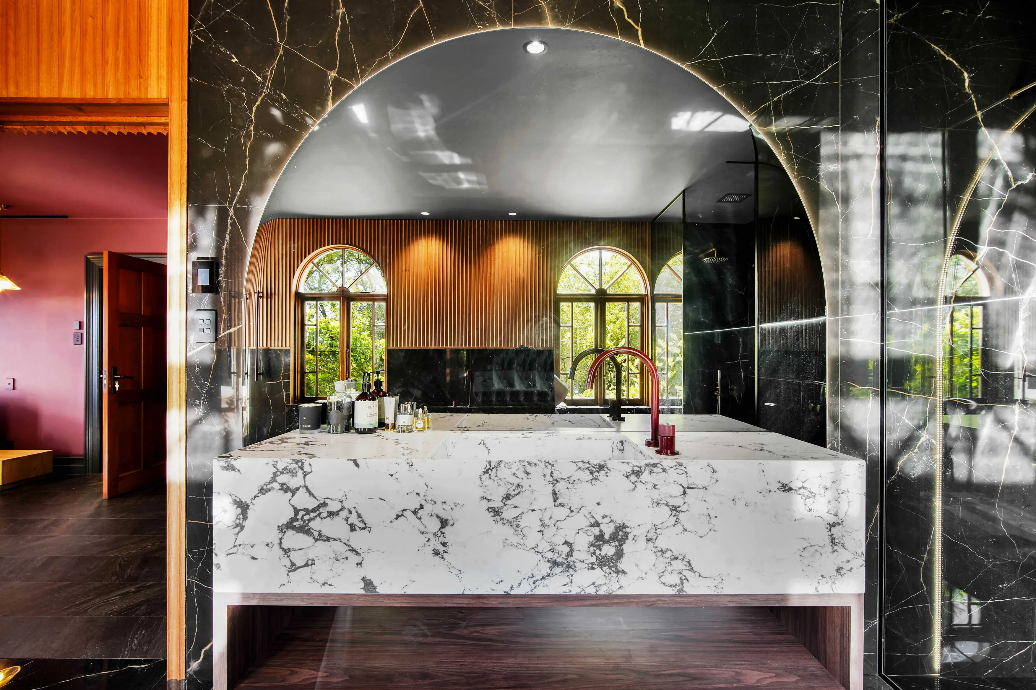 Villa Donini, Northern Tasmania — Bathroom by Darkitecture (image 9 of 12)