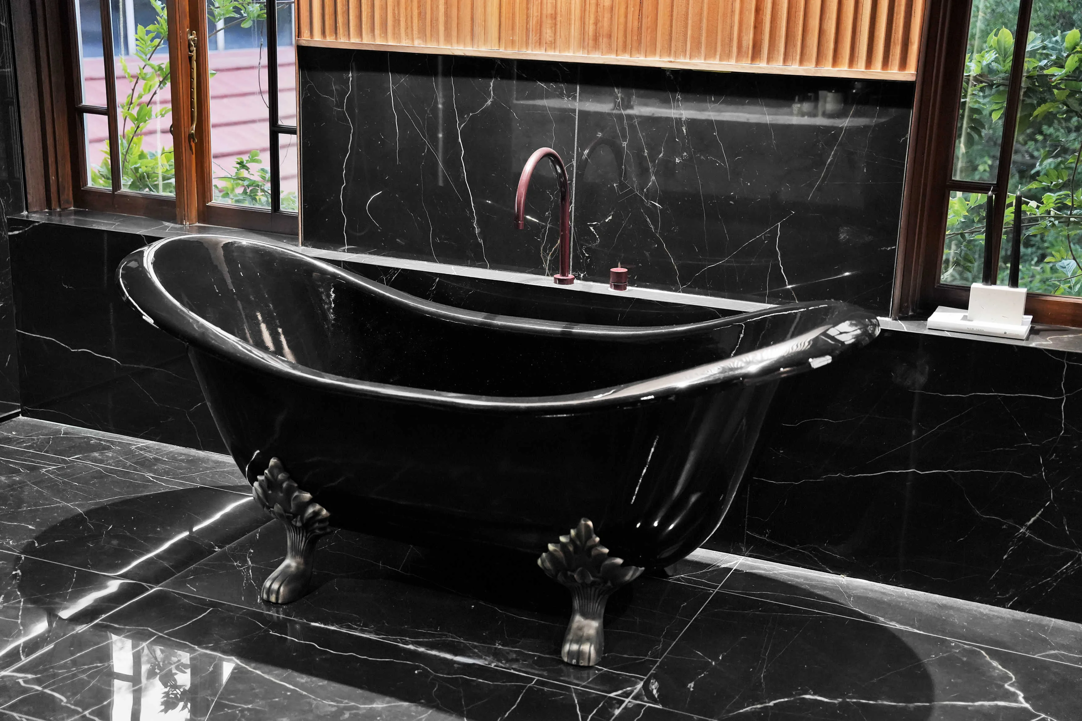 Villa Donini, Northern Tasmania — Bathroom by Darkitecture (image 6 of 12)